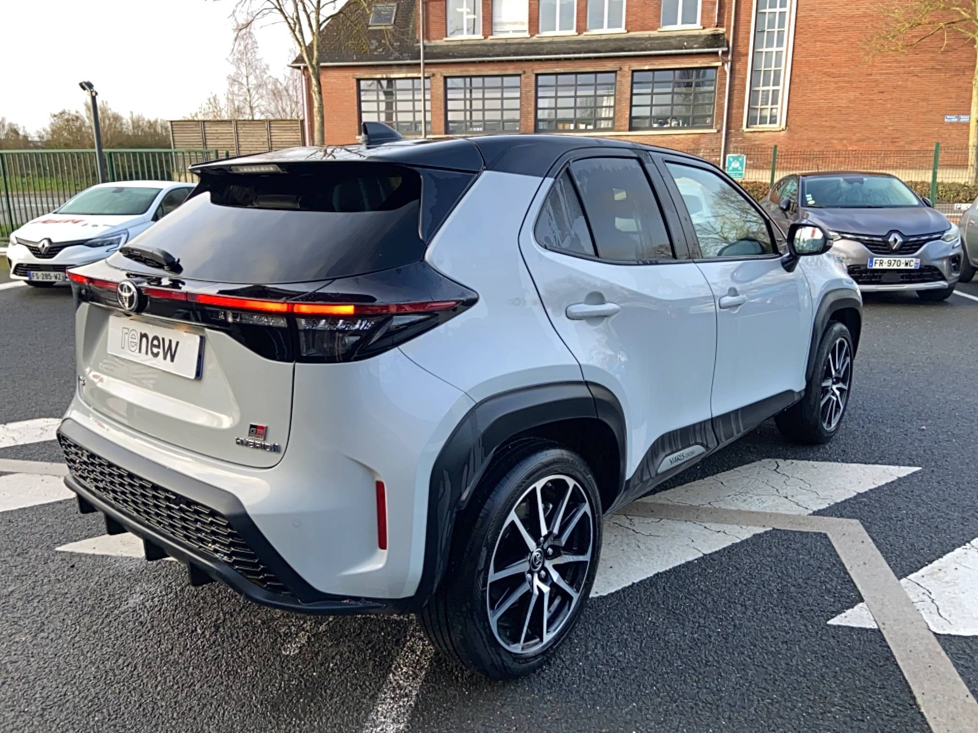 Vente en ligne Toyota Yaris Cross  116h 2WD au prix de 24 990 €