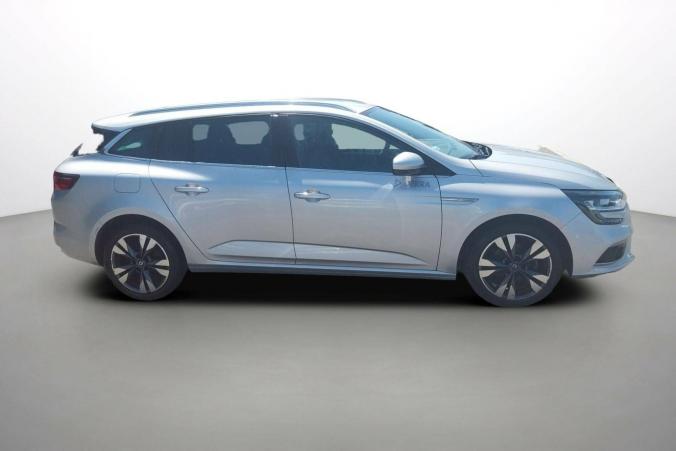 Vente en ligne Renault Megane 4 Estate Mégane IV Estate Blue dCi 115 EDC au prix de 18 490 €