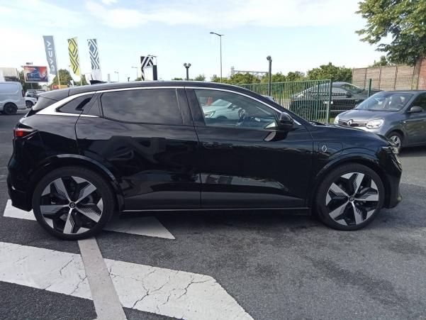 Vente en ligne Renault Megane E-Tech  EV60 220 ch super charge au prix de 30 490 €