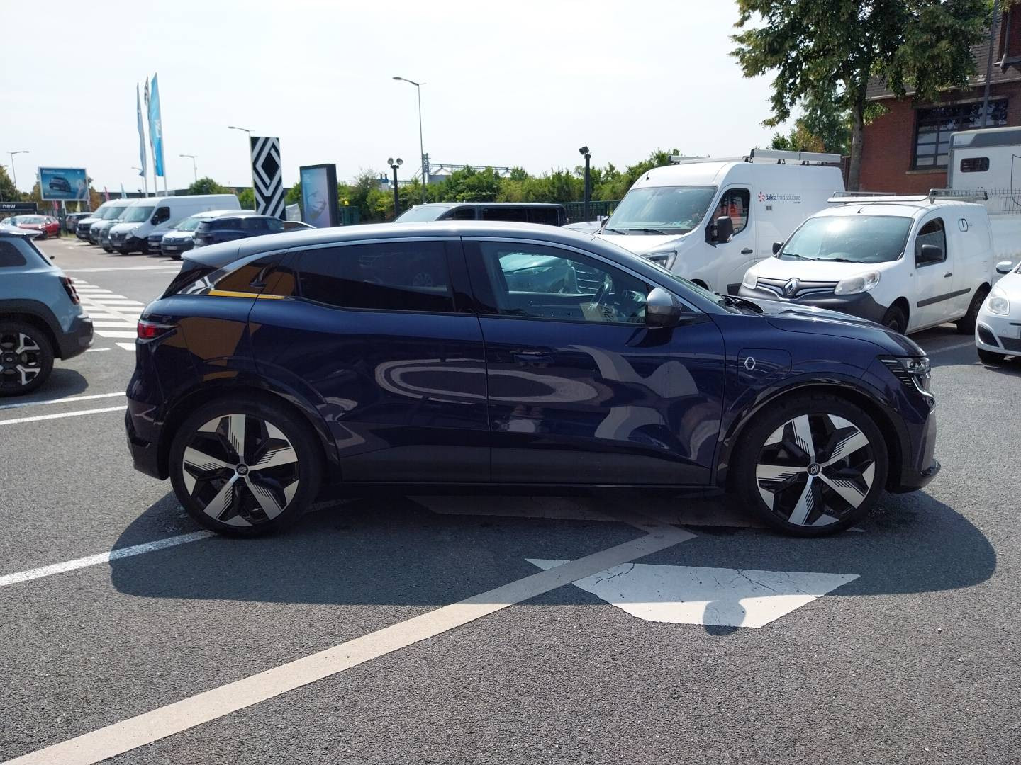 Vente en ligne Renault Megane E-Tech  EV60 220 ch super charge au prix de 24 190 €