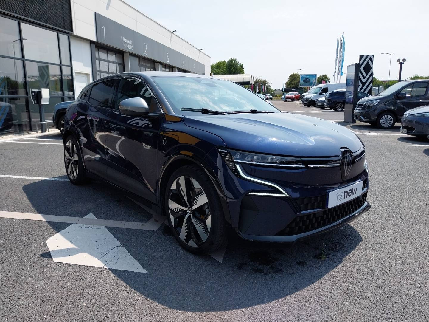 Vente en ligne Renault Megane E-Tech  EV60 220 ch super charge au prix de 24 190 €