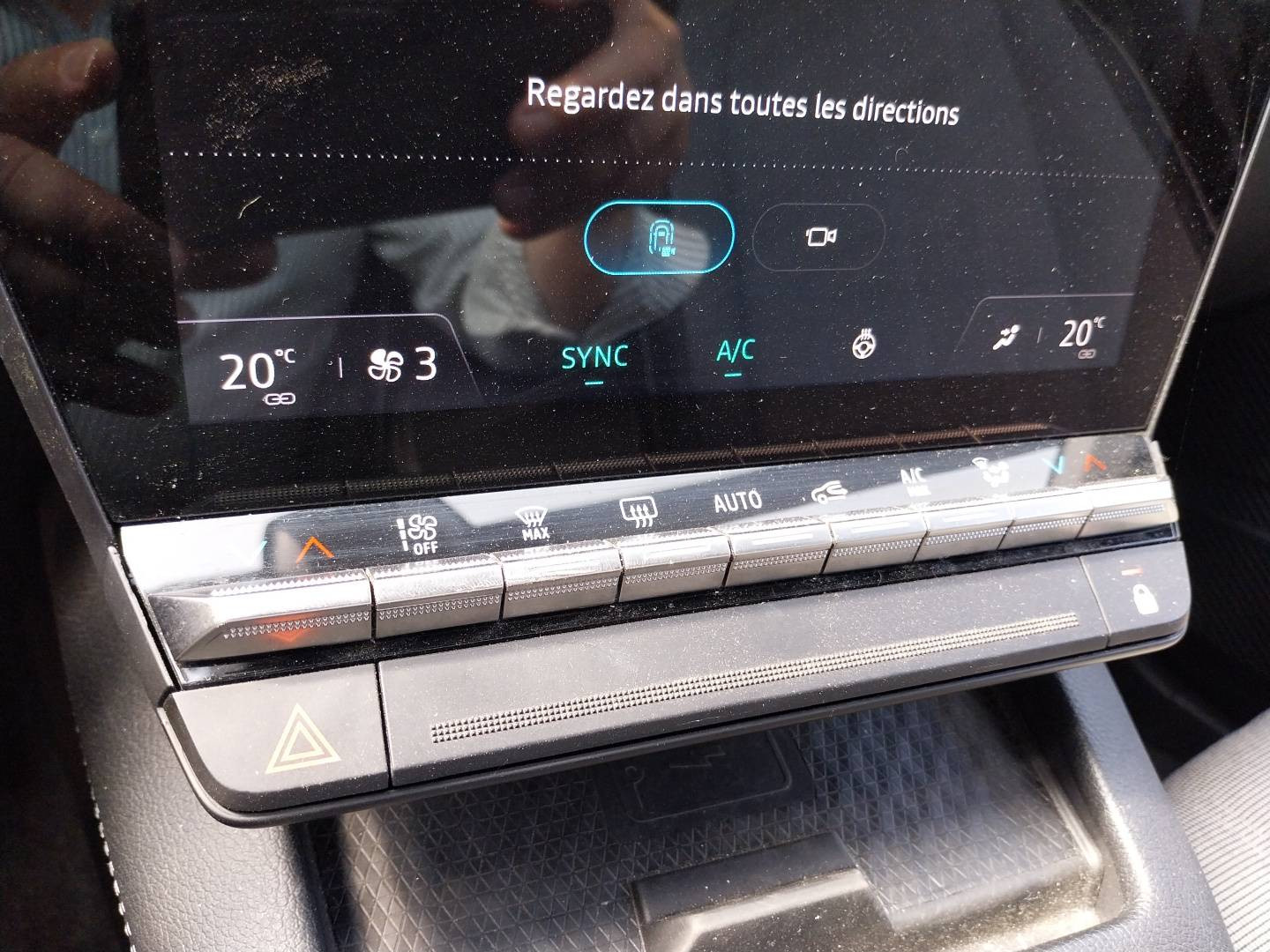 Vente en ligne Renault Megane E-Tech  EV60 220 ch super charge au prix de 24 190 €