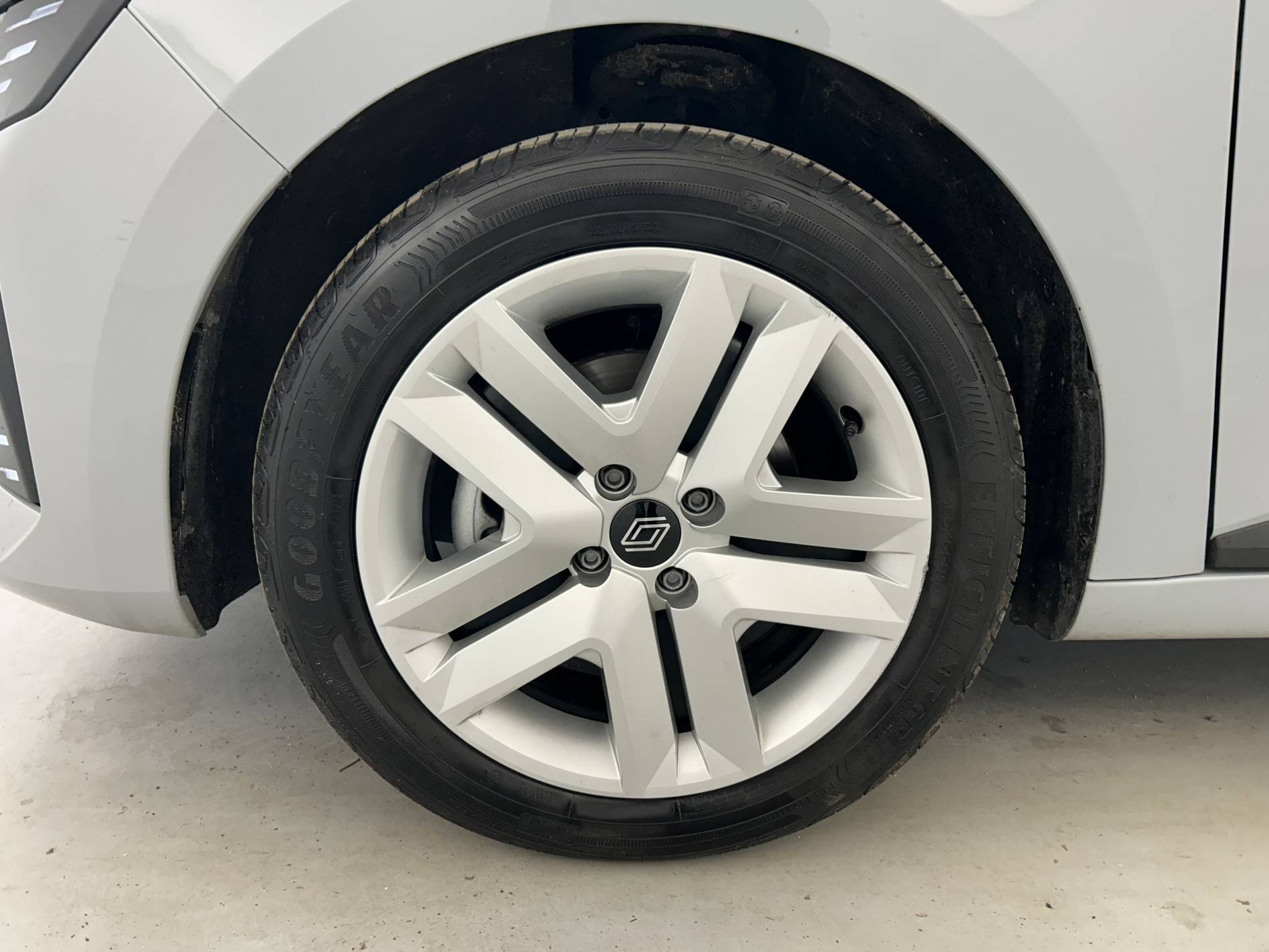 Vente en ligne Renault Clio 5 Clio Blue dCi 100 ch GSR2 au prix de 19 990 €