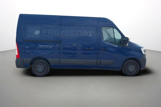 Vente en ligne Renault Master Fourgon MASTER FGN TRAC F3500 L2H2 DCI 135 au prix de 19 990 €