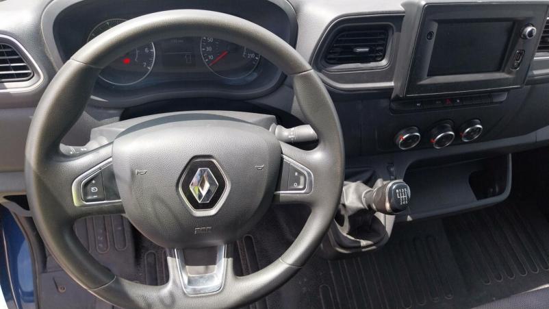 Vente en ligne Renault Master Fourgon MASTER FGN TRAC F3500 L2H2 DCI 135 au prix de 19 990 €