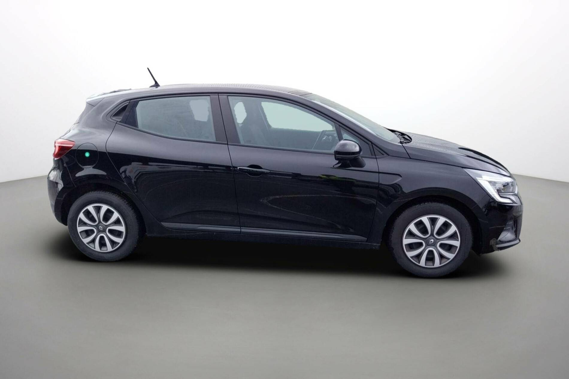 Vente en ligne Renault Clio 5 Clio TCe 90 au prix de 13 990 €