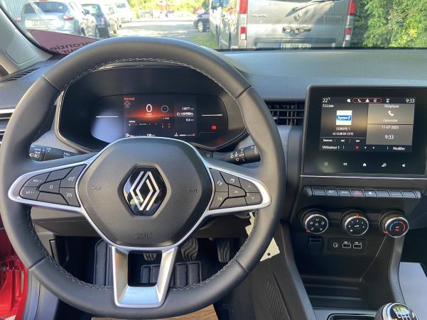 Vente en ligne Renault Clio 5 Clio dCi 100 au prix de 18 990 €