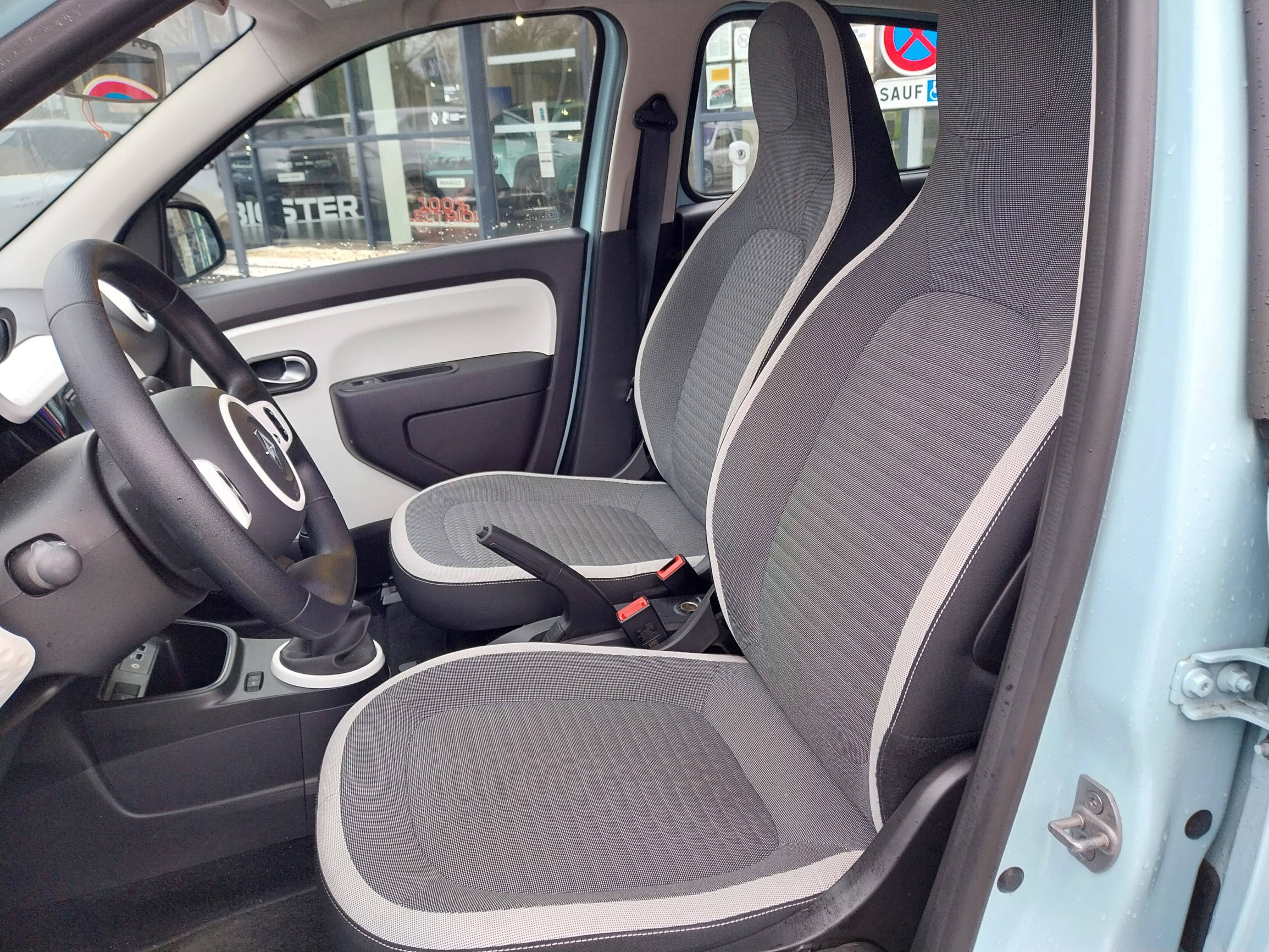 Vente en ligne Renault Twingo 3  SCe 65 au prix de 13 990 €