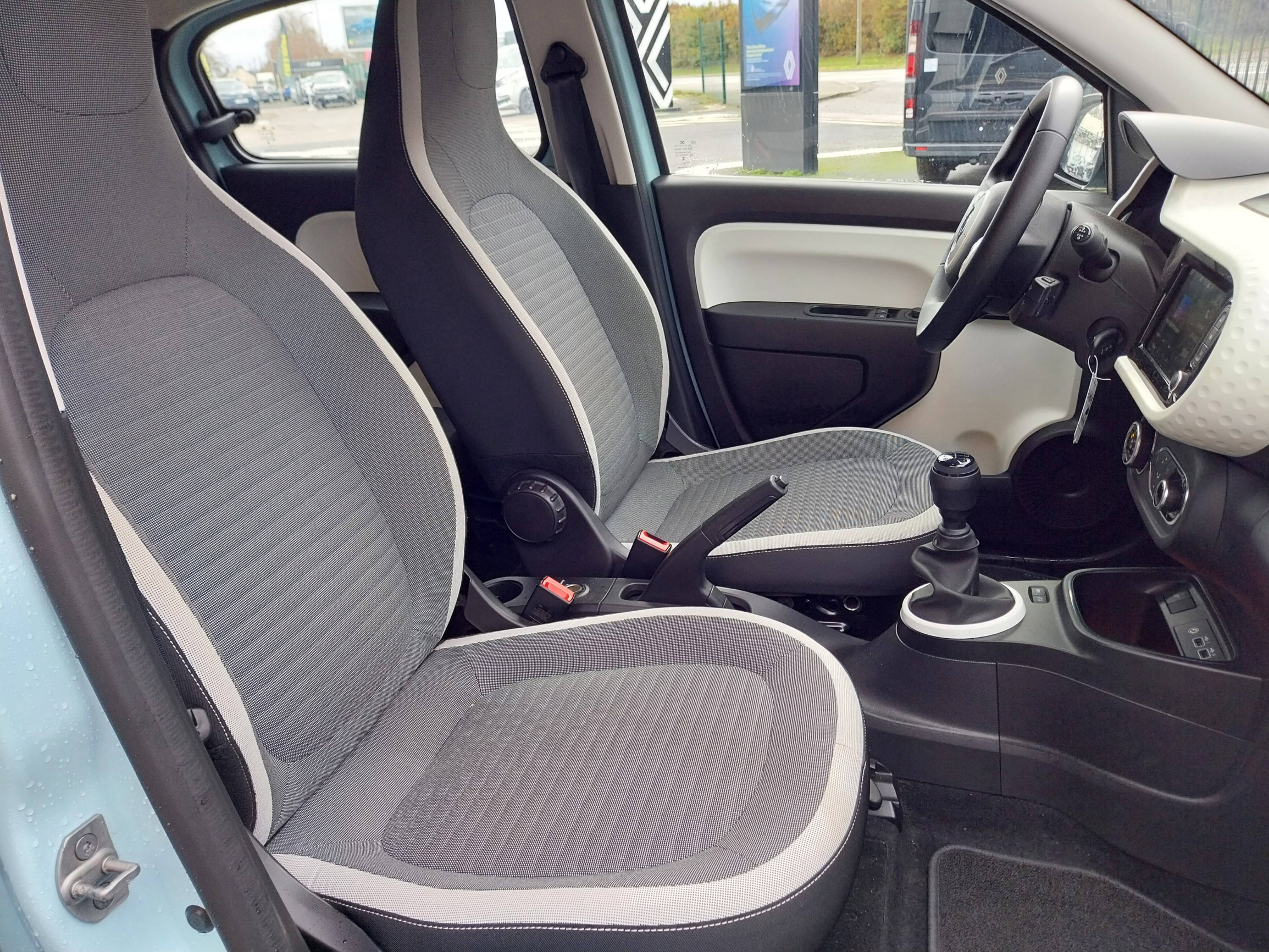 Vente en ligne Renault Twingo 3  SCe 65 au prix de 13 990 €