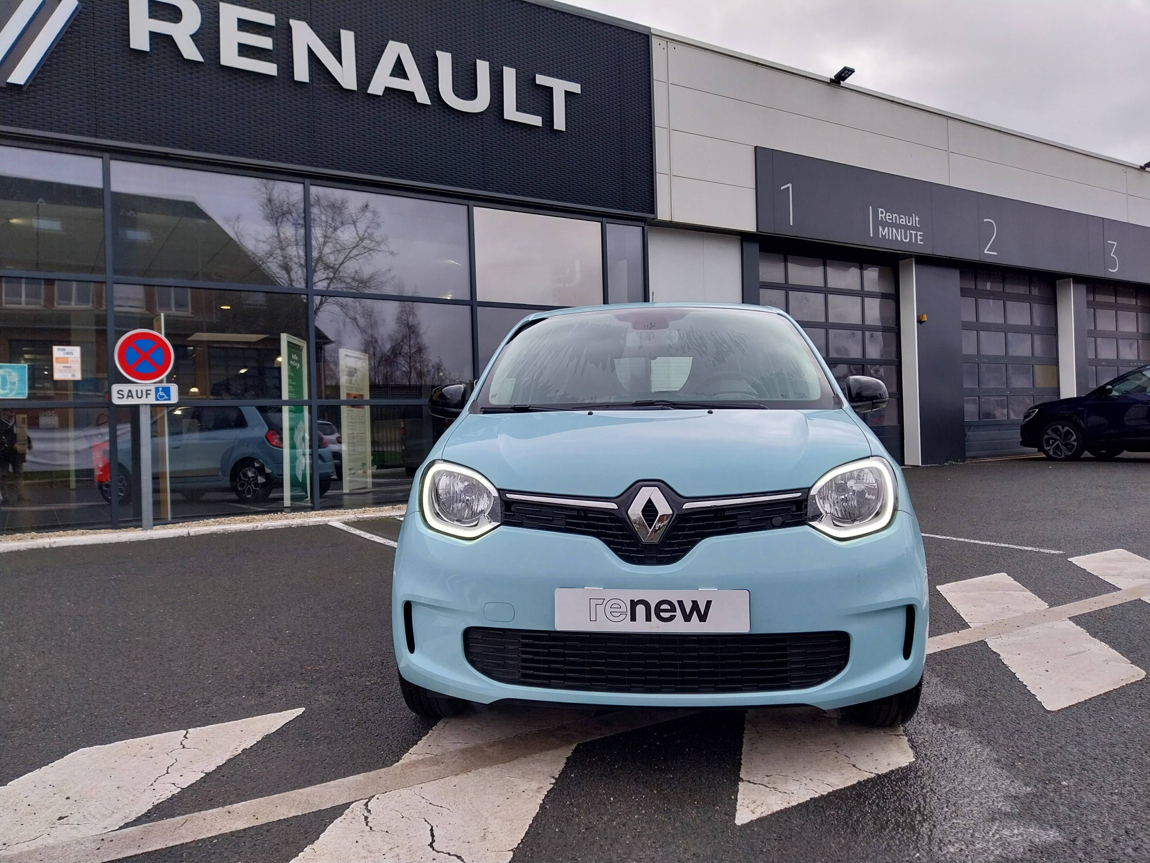Vente en ligne Renault Twingo 3  SCe 65 au prix de 13 990 €