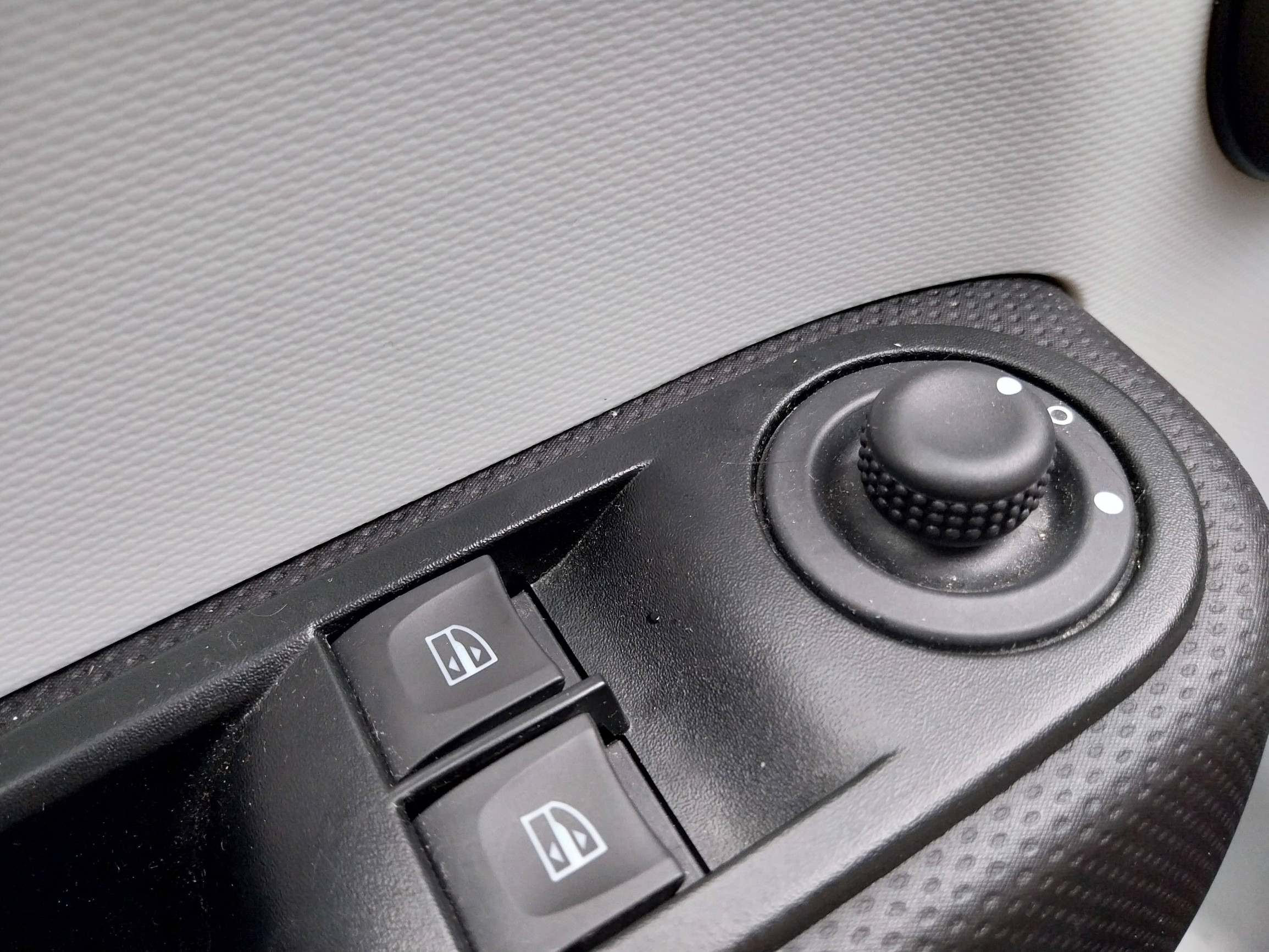 Vente en ligne Renault Twingo 3  SCe 65 au prix de 13 990 €