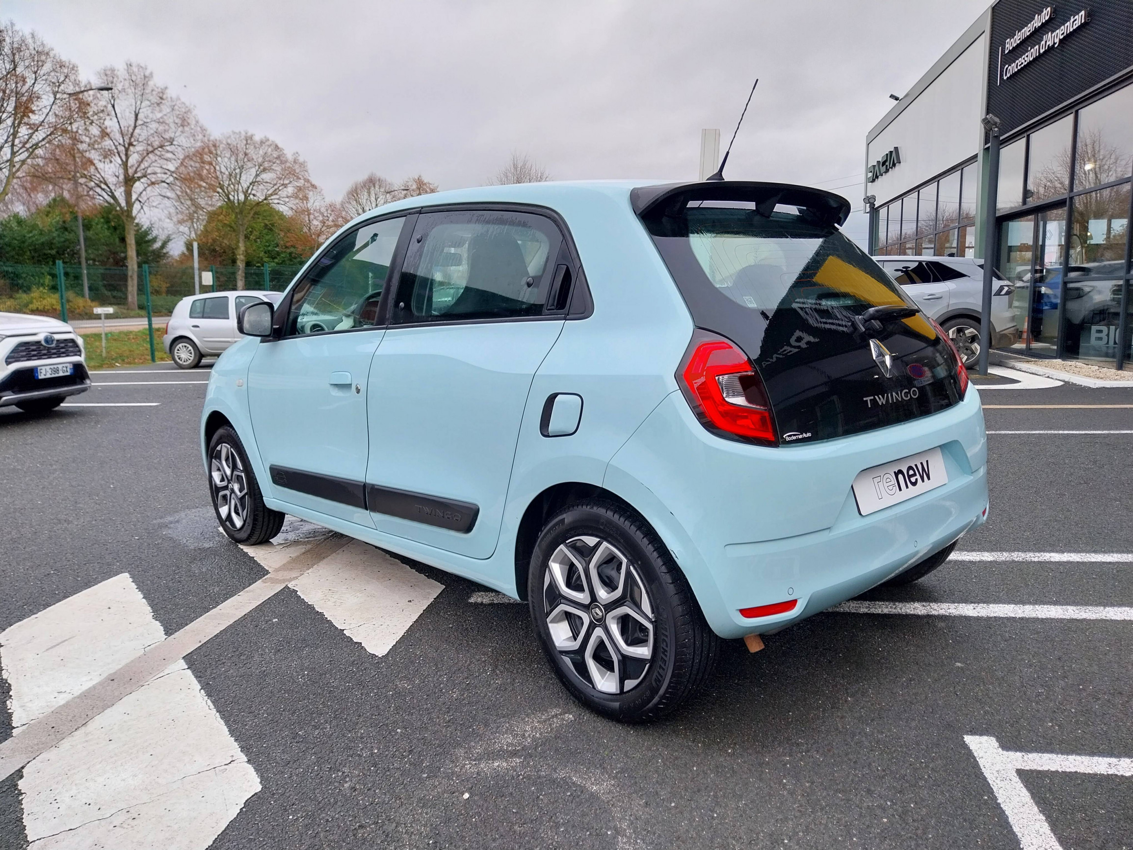 Vente en ligne Renault Twingo 3  SCe 65 au prix de 13 990 €