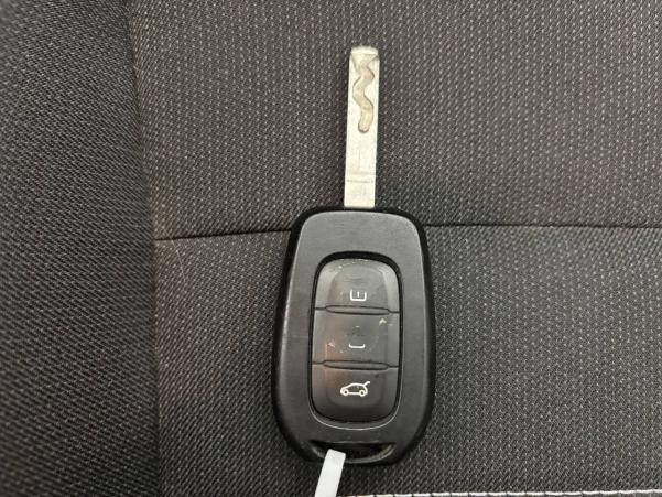 Vente en ligne Dacia Sandero  ECO-G 100 au prix de 15 490 €