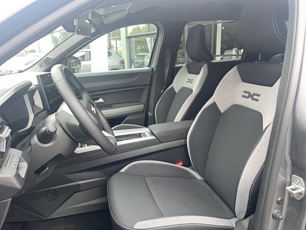 Vente en ligne Dacia Bigster  Hybrid 155 au prix de 32 490 €
