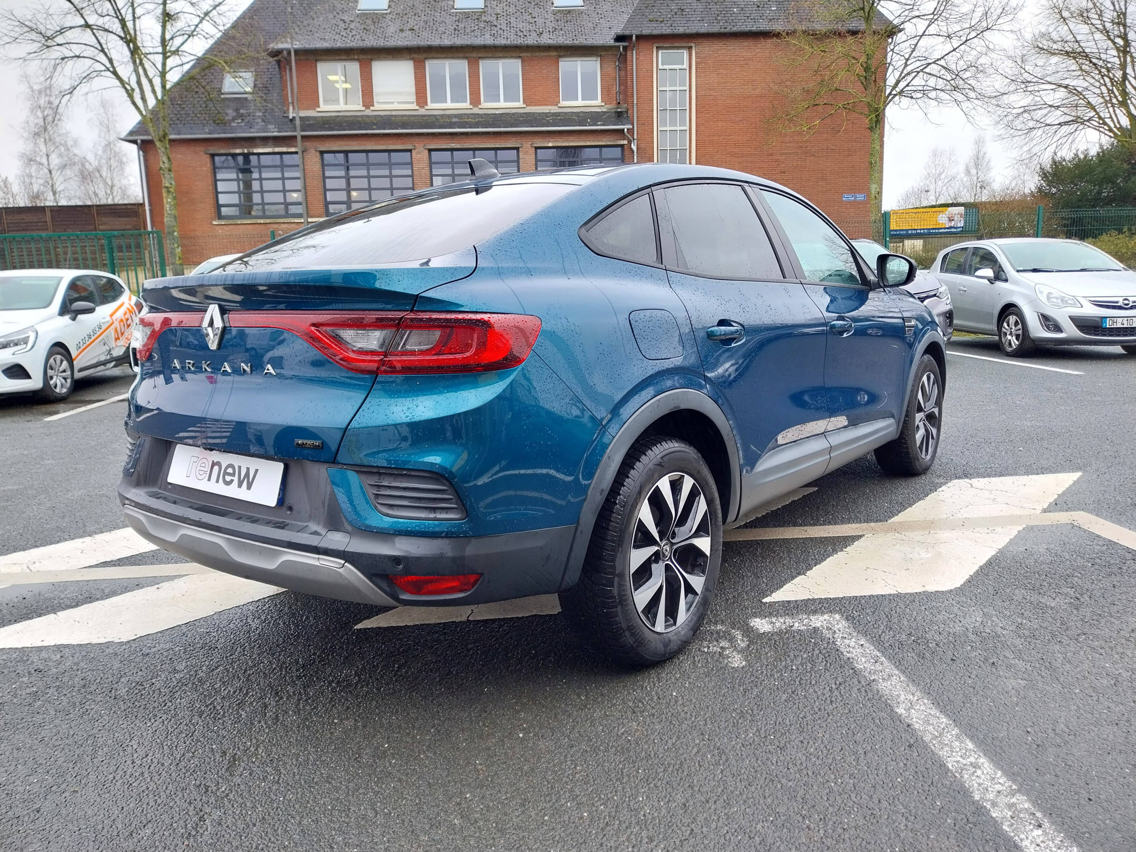 Vente en ligne Renault Arkana  E-Tech 145 - 23 au prix de 22 990 €