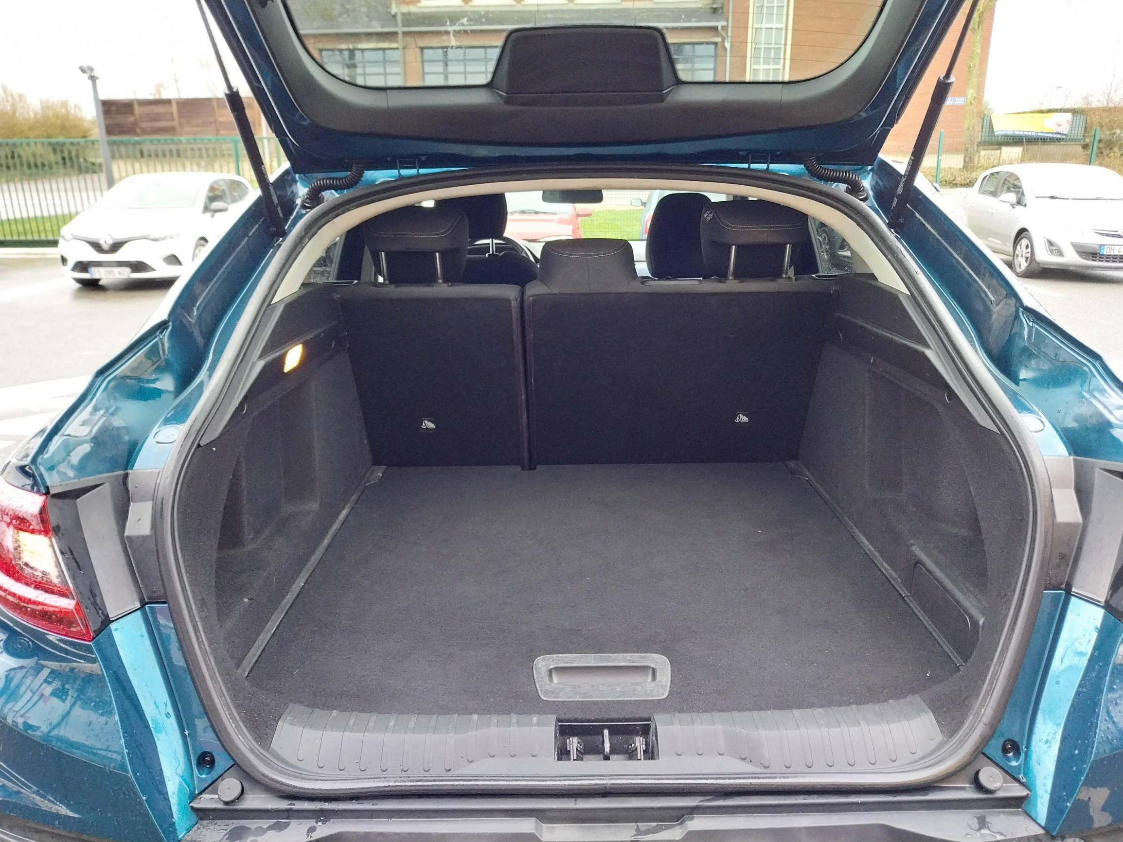 Vente en ligne Renault Arkana  E-Tech 145 - 23 au prix de 22 990 €