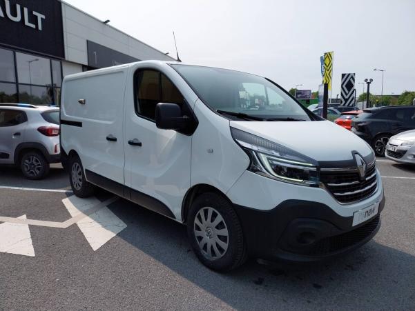 Vente en ligne Renault Trafic 3 Fourgon TRAFIC FGN L1H1 1000 KG DCI 145 ENERGY EDC au prix de 20 990 €