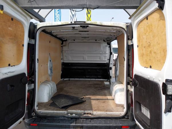Vente en ligne Renault Trafic 3 Fourgon TRAFIC FGN L1H1 1000 KG DCI 145 ENERGY EDC au prix de 20 990 €