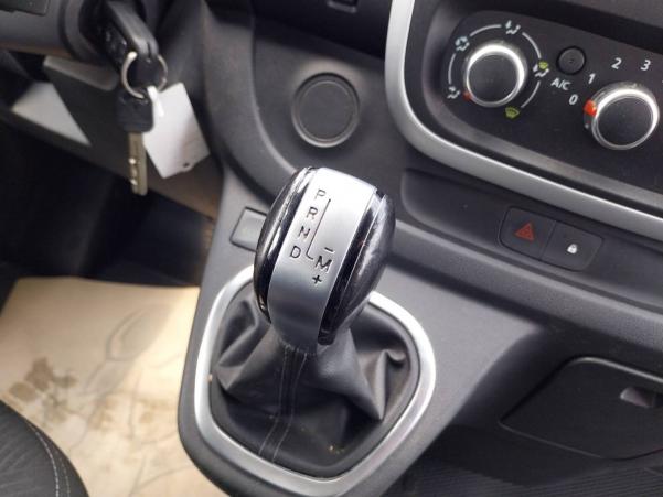 Vente en ligne Renault Trafic 3 Fourgon TRAFIC FGN L1H1 1000 KG DCI 145 ENERGY EDC au prix de 20 990 €