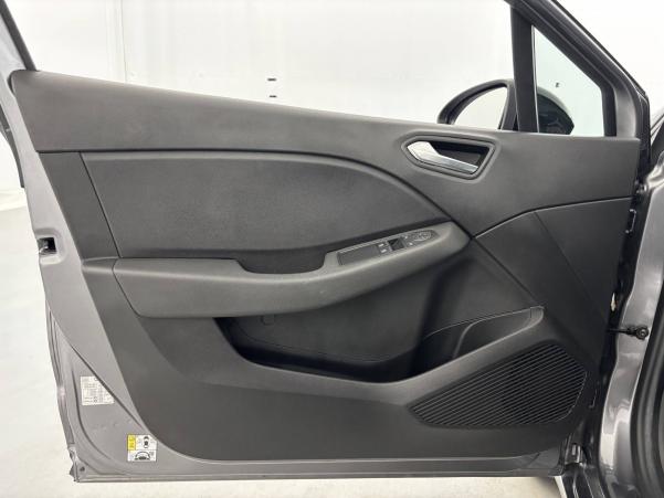 Vente en ligne Renault Clio 5 Clio TCe 90 au prix de 15 490 €