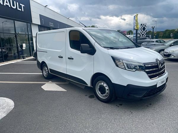 Vente en ligne Renault Trafic 3 Fourgon TRAFIC FGN L1H1 2800 KG BLUE DCI 130 au prix de 23 490 €
