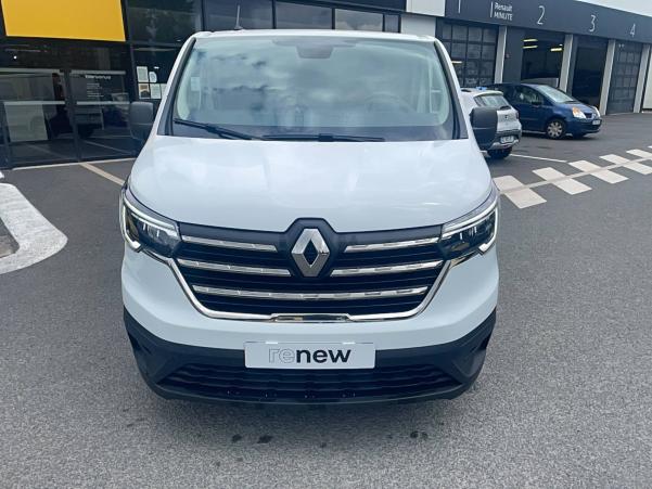 Vente en ligne Renault Trafic 3 Fourgon TRAFIC FGN L1H1 2800 KG BLUE DCI 130 au prix de 23 490 €