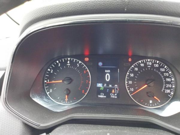 Vente en ligne Renault Clio 5 Clio TCe 90 au prix de 15 790 €
