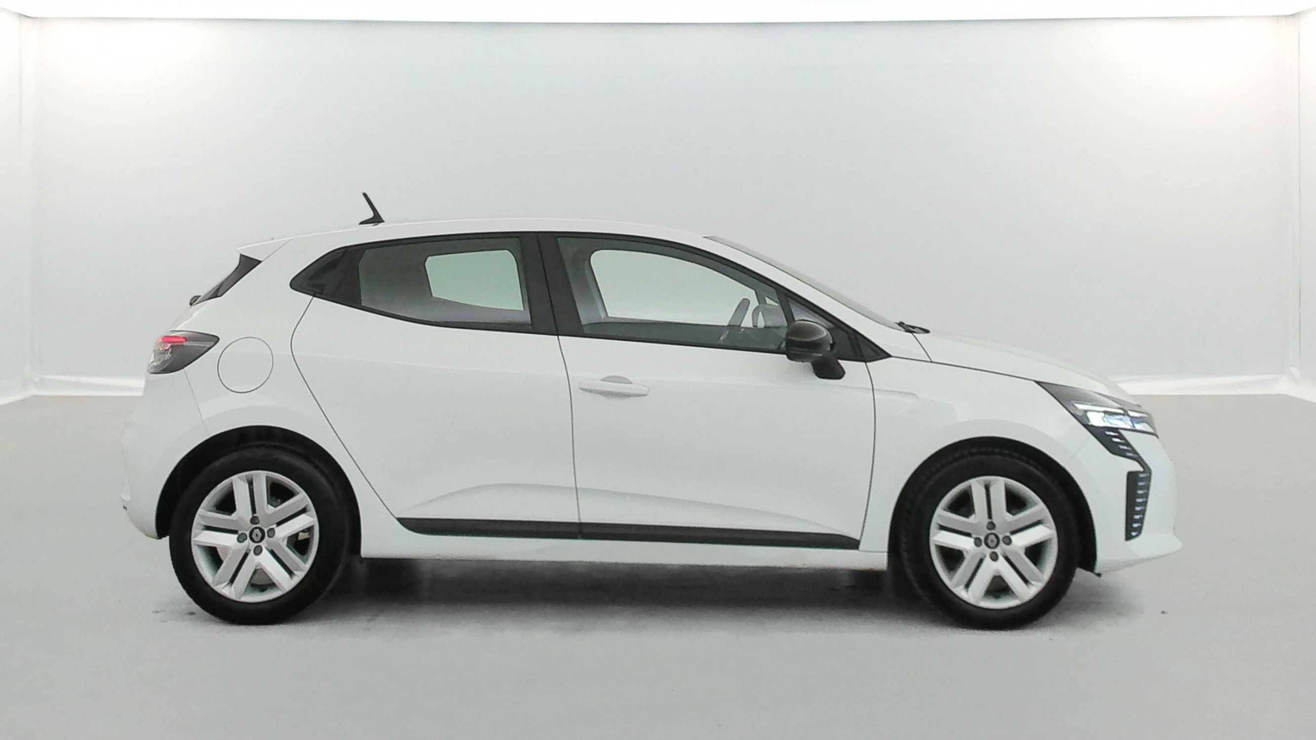 Vente en ligne Renault Clio 5 Clio SCe 65 au prix de 14 290 €