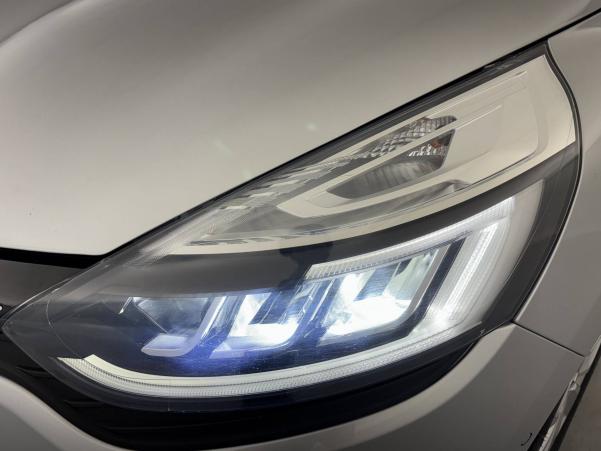 Vente en ligne Renault Clio 4 Clio TCe 90 Energy au prix de 11 990 €