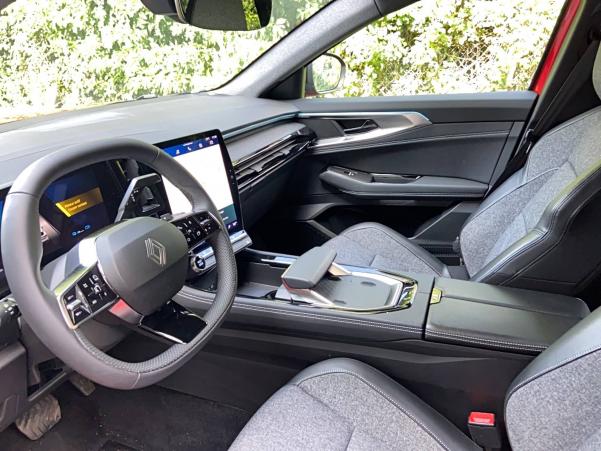 Vente en ligne Renault Rafale  E-Tech full hybrid 200 au prix de 40 890 €