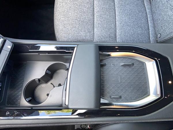 Vente en ligne Renault Rafale  E-Tech full hybrid 200 au prix de 40 890 €