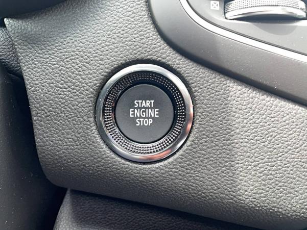 Vente en ligne Renault Megane 4  Blue dCi 115 EDC au prix de 24 990 €