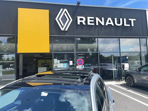 Vente en ligne Renault Megane 4  Blue dCi 115 EDC au prix de 24 990 €