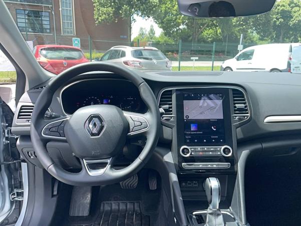 Vente en ligne Renault Megane 4  Blue dCi 115 EDC au prix de 24 990 €