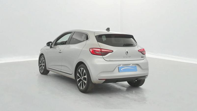 Vente en ligne Renault Clio 5 Clio E-Tech full hybrid 145 au prix de 19 490 €