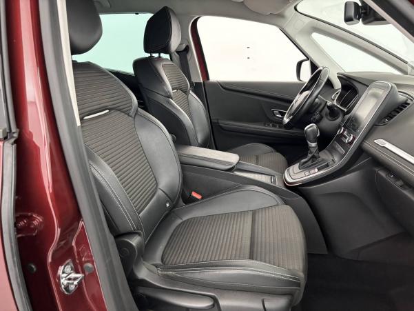 Vente en ligne Renault Scenic 4 Scenic Blue dCi 120 EDC au prix de 18 990 €