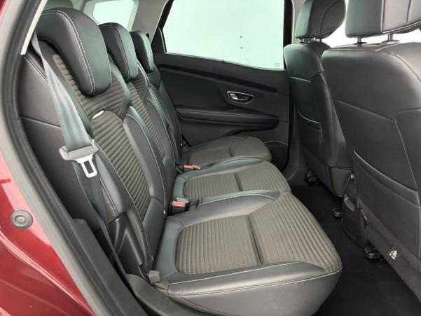 Vente en ligne Renault Scenic 4 Scenic Blue dCi 120 EDC au prix de 18 990 €
