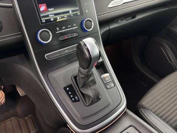 Vente en ligne Renault Scenic 4 Scenic Blue dCi 120 EDC au prix de 18 990 €