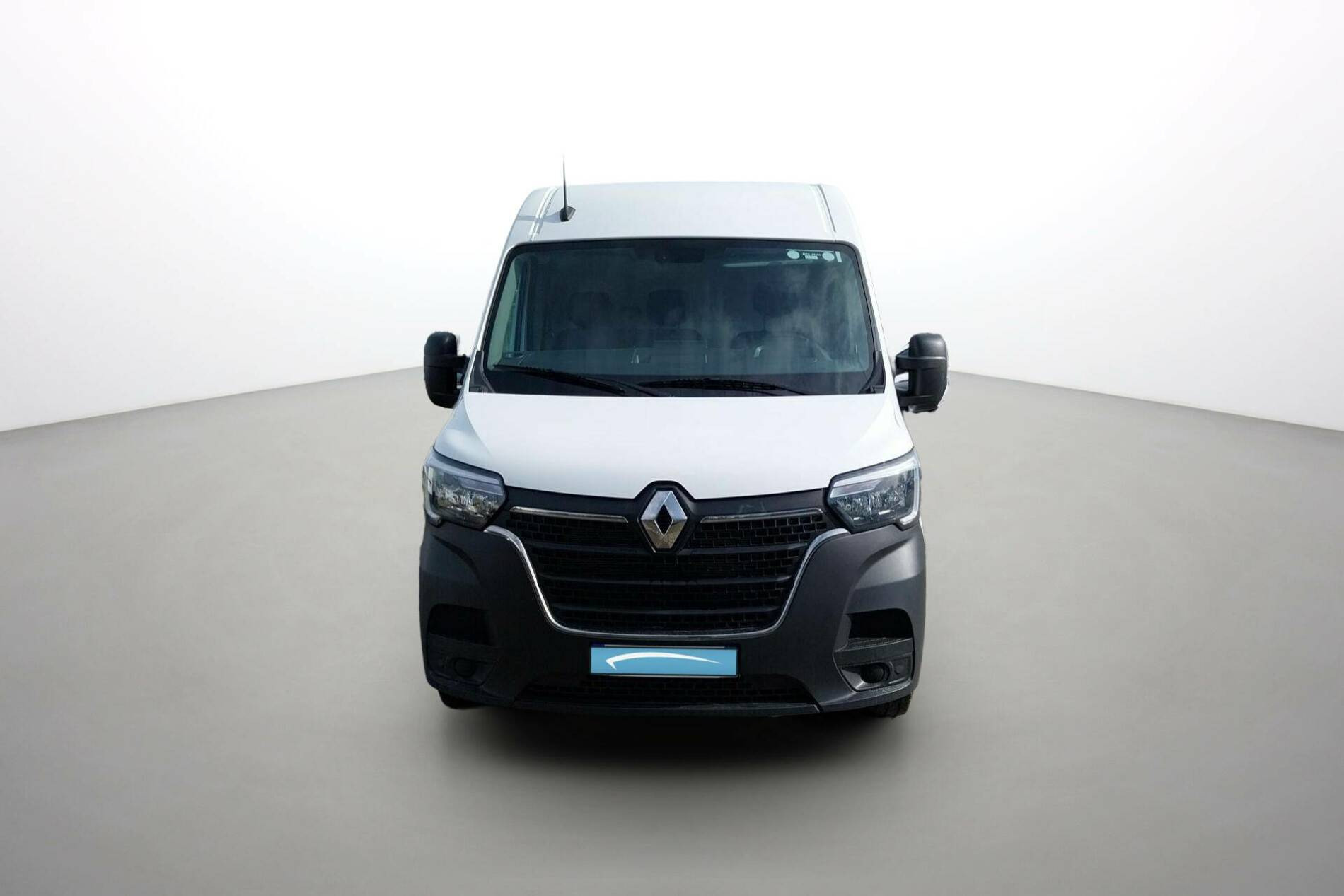 Vente en ligne Renault Master Fourgon MASTER FGN TRAC F3500 L2H2 BLUE DCI 135 au prix de 25 490 €