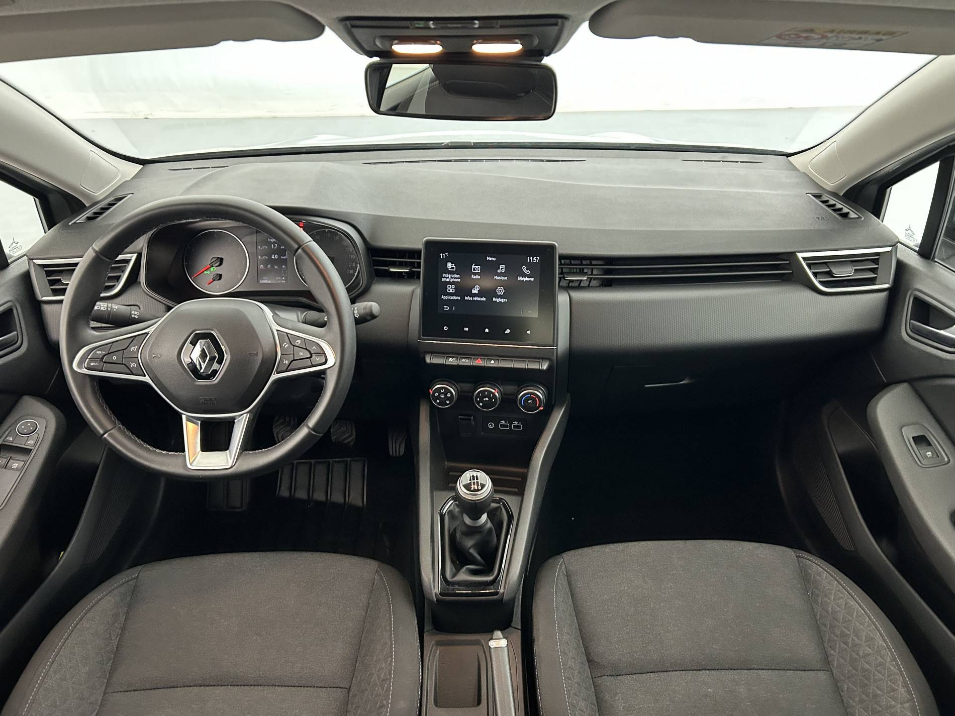 Vente en ligne Renault Clio 5 Clio TCe 90 au prix de 13 990 €