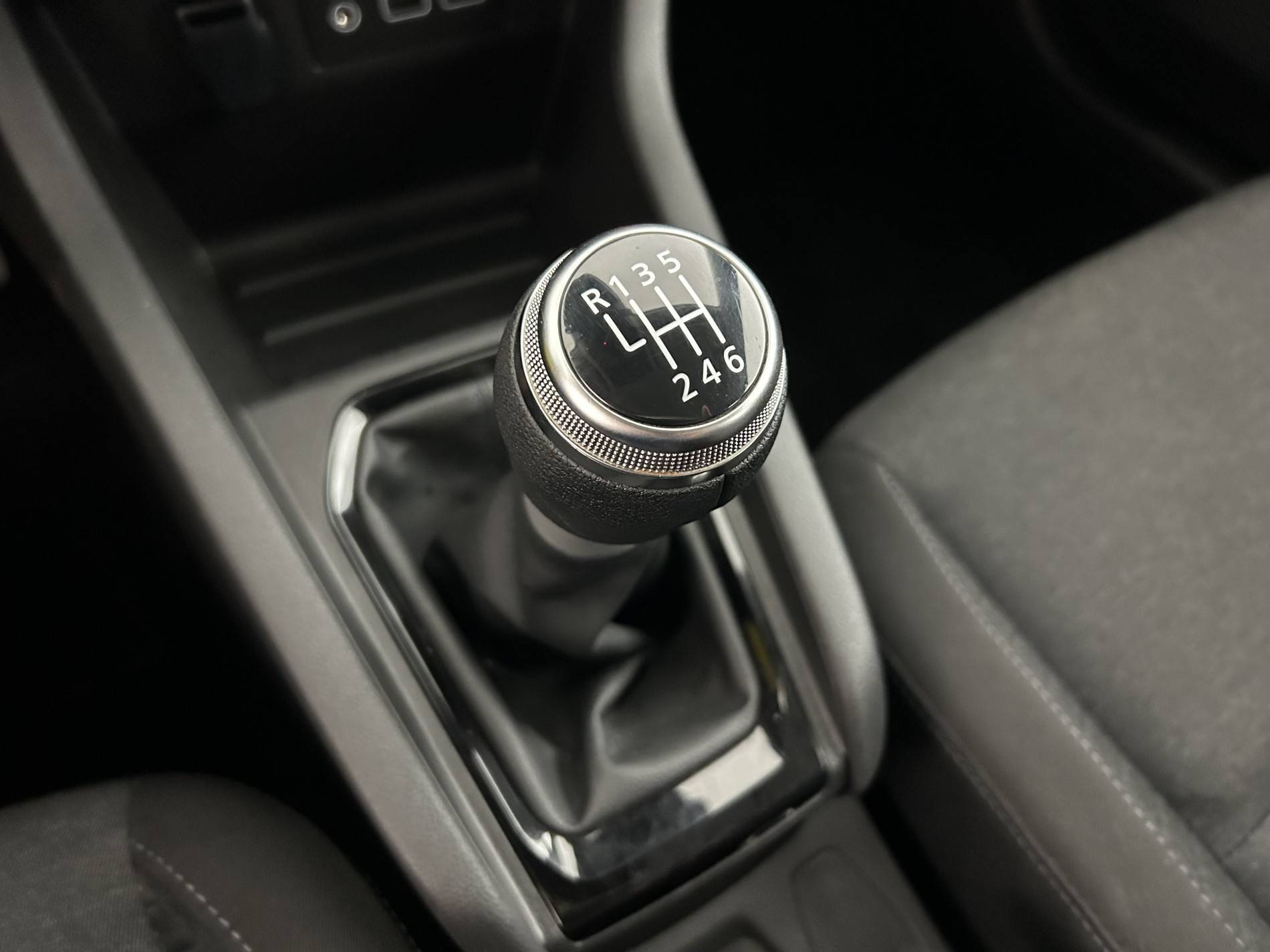 Vente en ligne Renault Clio 5 Clio TCe 90 au prix de 13 990 €