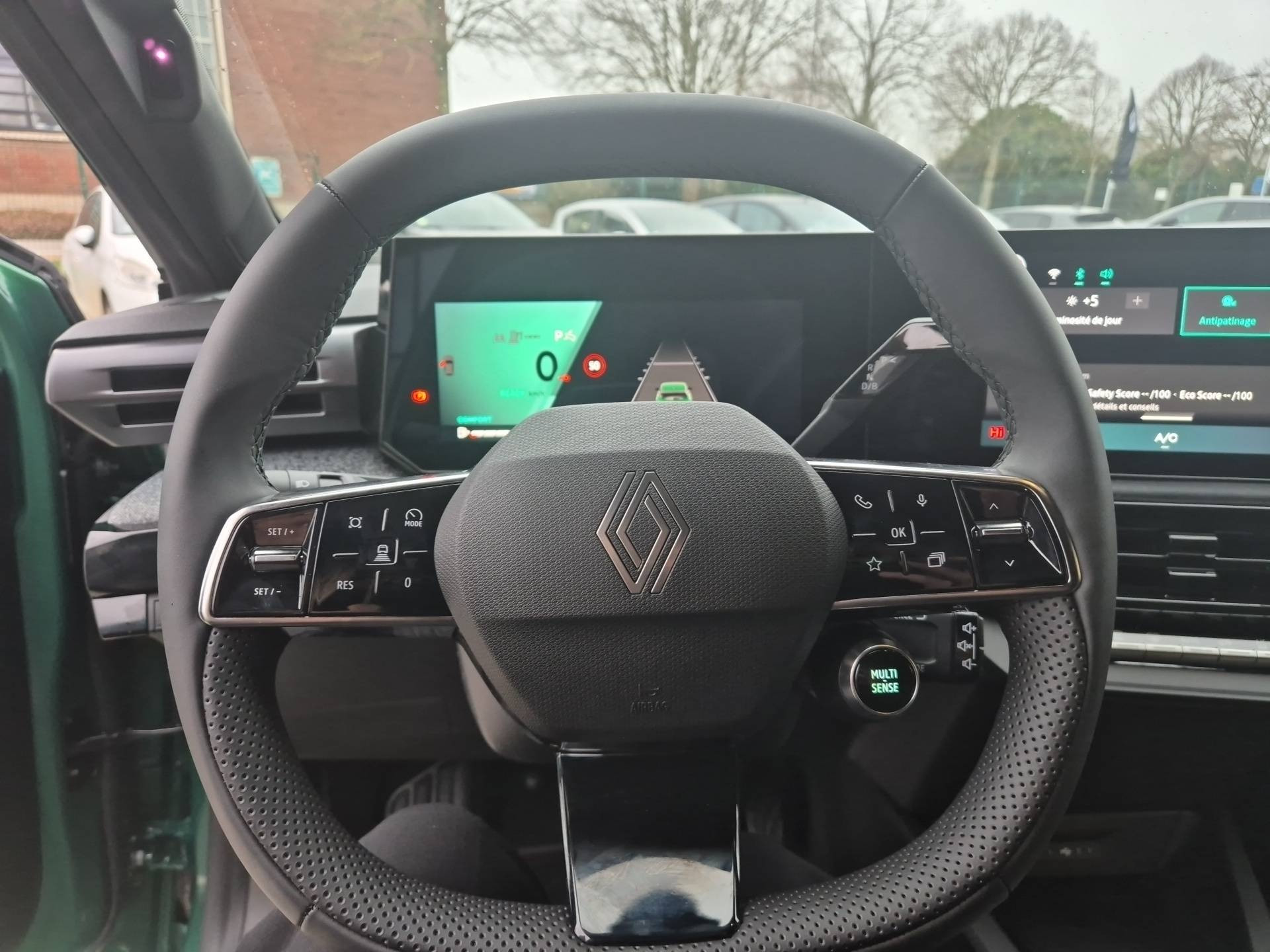 Vente en ligne Renault Clio 6 Clio E-Tech full hybrid 160 ch au prix de 28 200 €