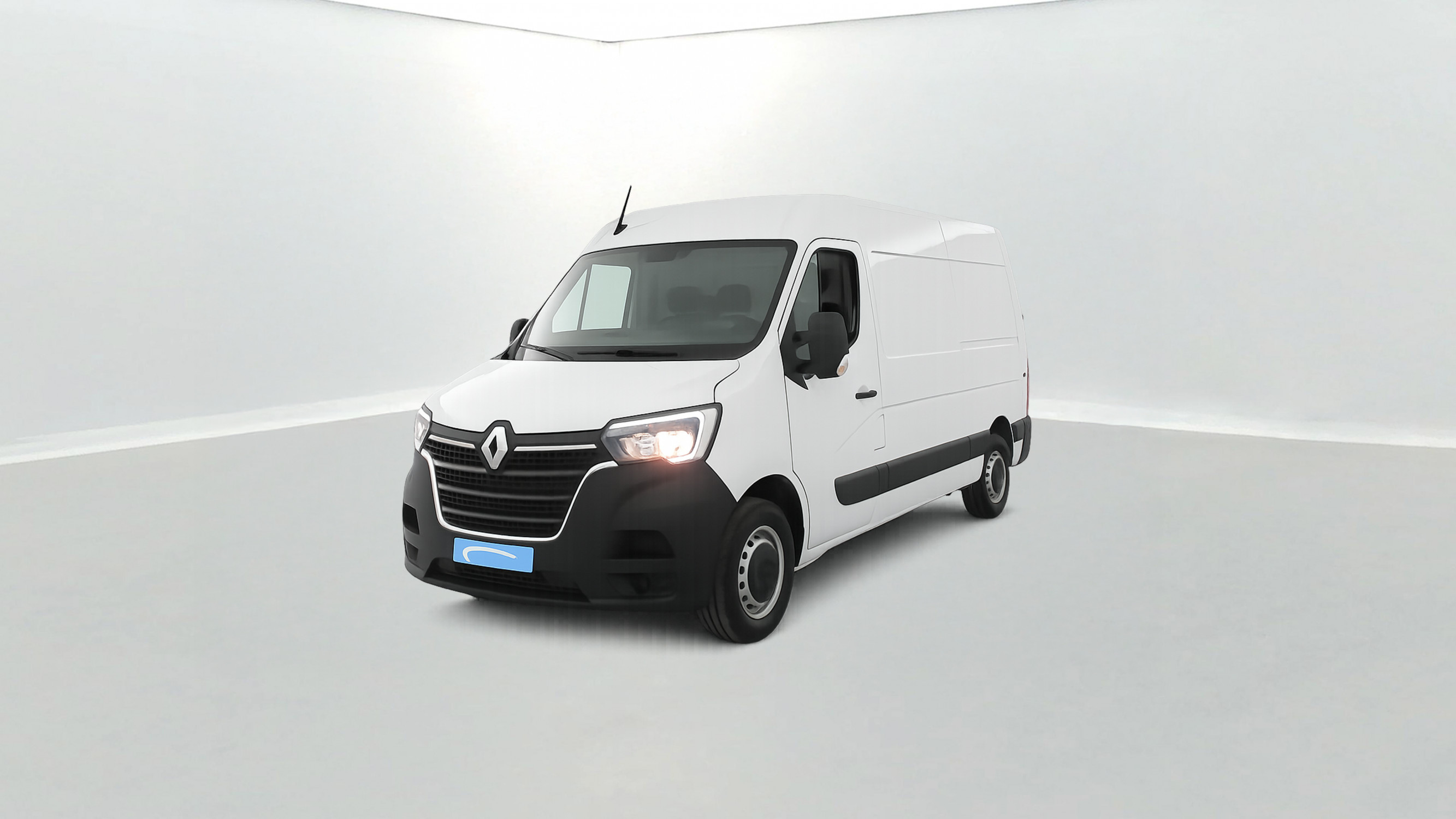 Renault Master Fourgon MASTER FGN TRAC F3500 L2H2 BLUE DCI 135 occasion de 2024 en vente à Argentan