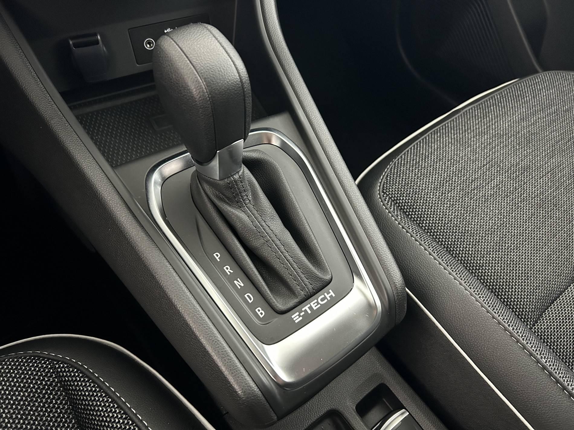 Vente en ligne Renault Captur  E-Tech full hybrid 145 au prix de 23 490 €