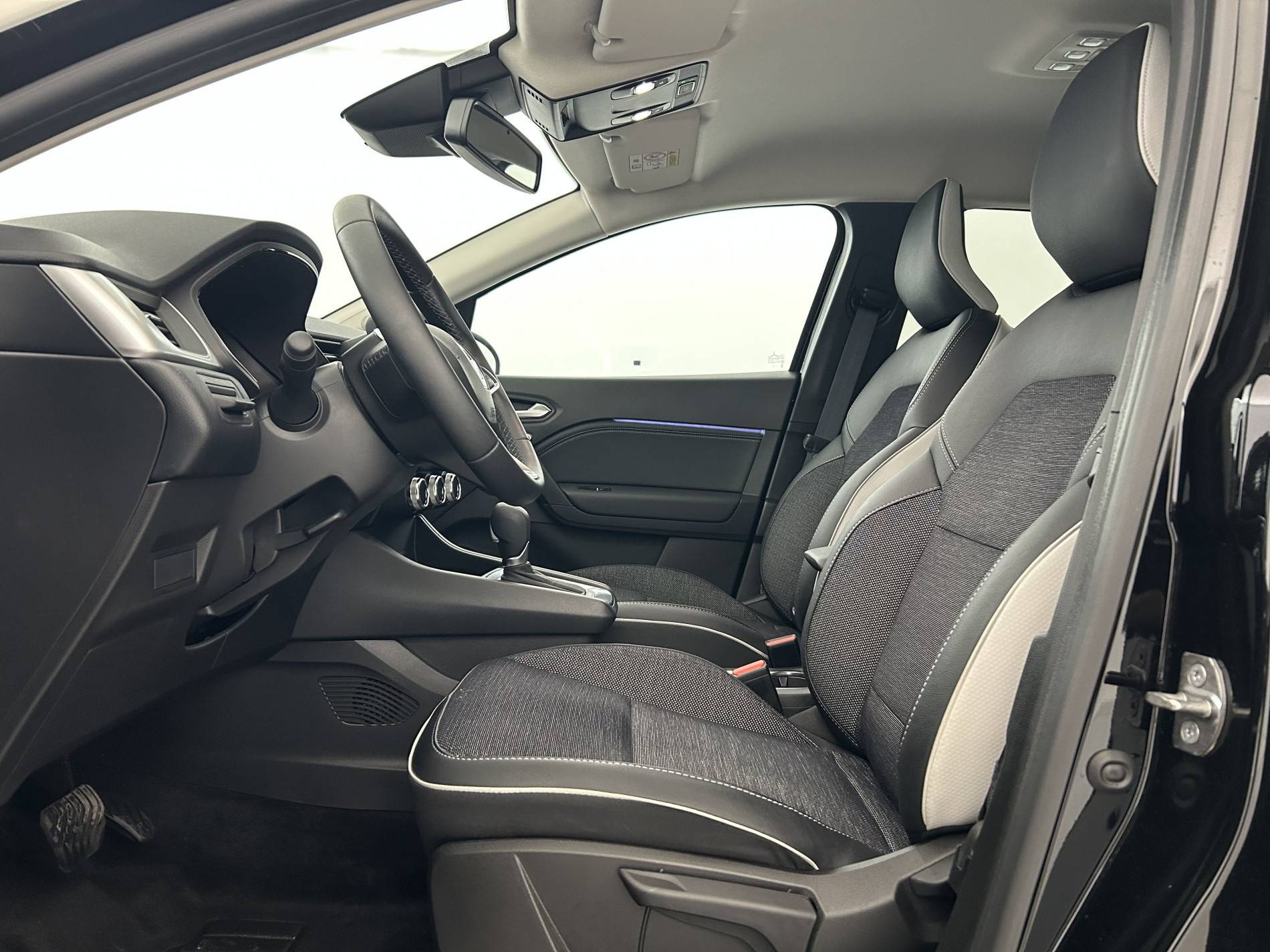 Vente en ligne Renault Captur  E-Tech full hybrid 145 au prix de 23 490 €