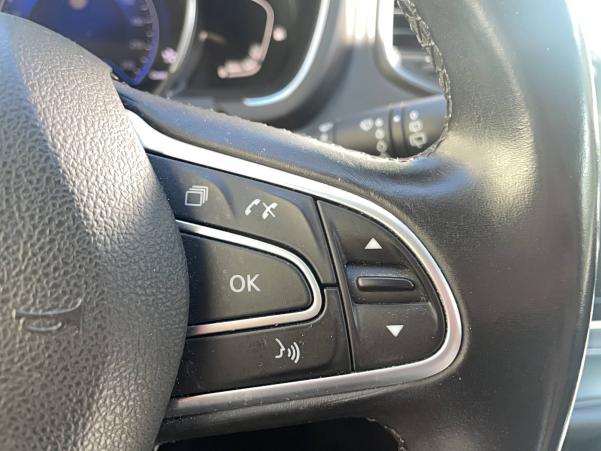 Vente en ligne Renault Scenic 4 Scenic Blue dCi 150 au prix de 17 990 €