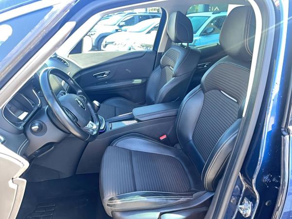 Vente en ligne Renault Scenic 4 Scenic Blue dCi 150 au prix de 17 990 €