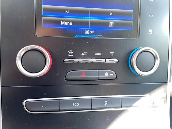 Vente en ligne Renault Scenic 4 Scenic Blue dCi 150 au prix de 17 990 €
