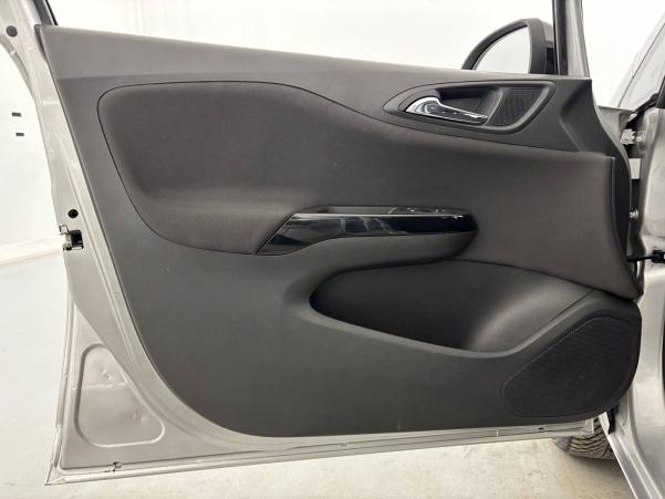 Vente en ligne Opel Corsa  1.4 90 ch au prix de 11 490 €