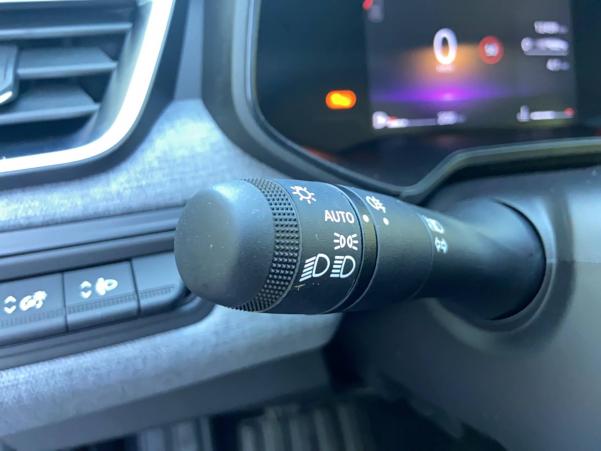 Vente en ligne Renault Clio 5 Clio SCe 65 au prix de 14 990 €
